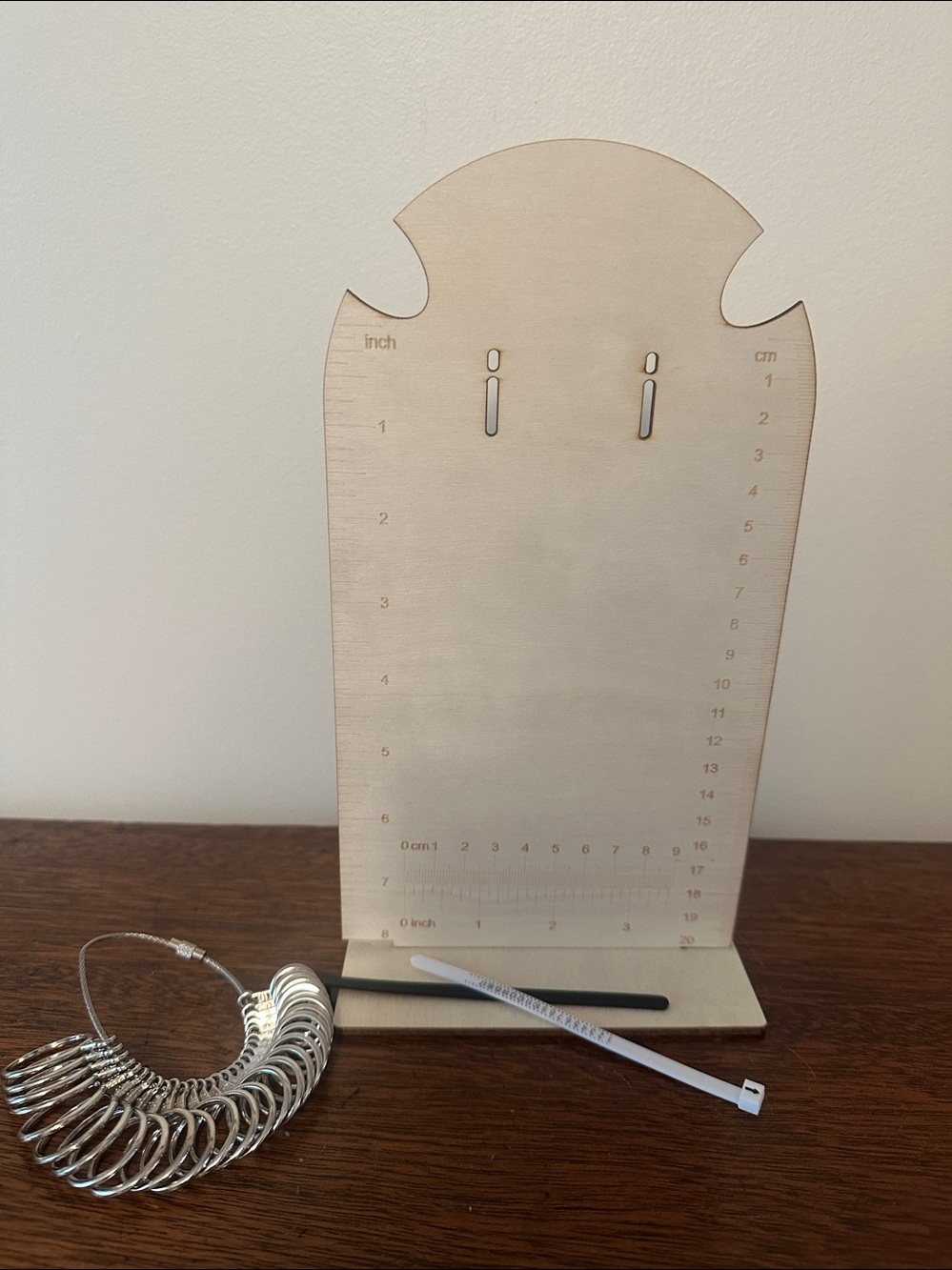 4 Piece Earring/Necklace Measurement Stand with Ring Sizer
